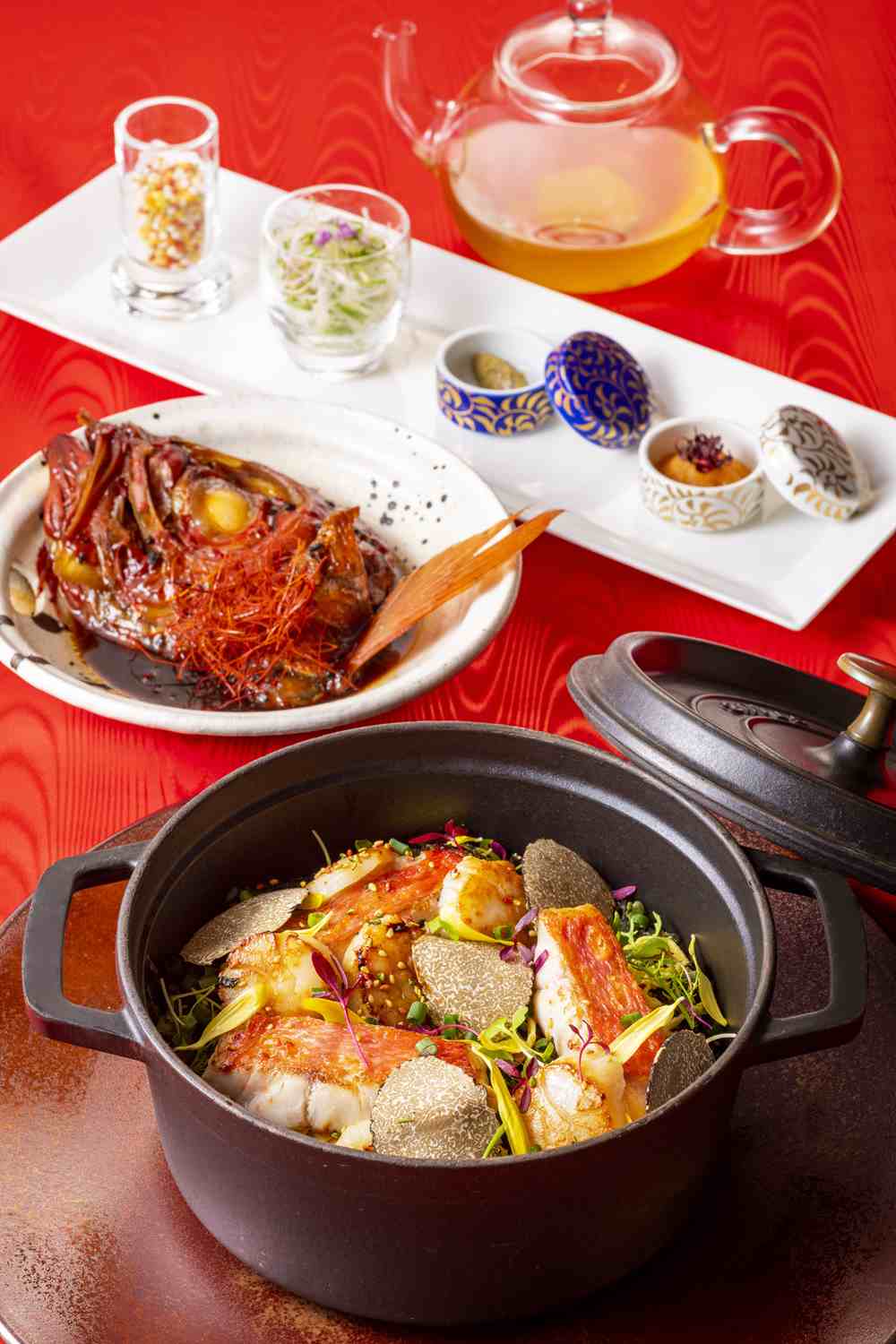 金目鯛と燻製帆立貝のココットご飯　トリュフとたまり醤油ソースのイメージ1