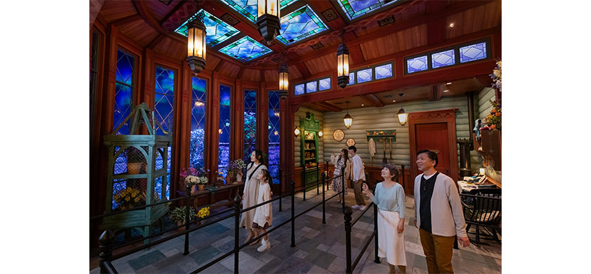 安娜与艾莎的冰雪之旅的图像2