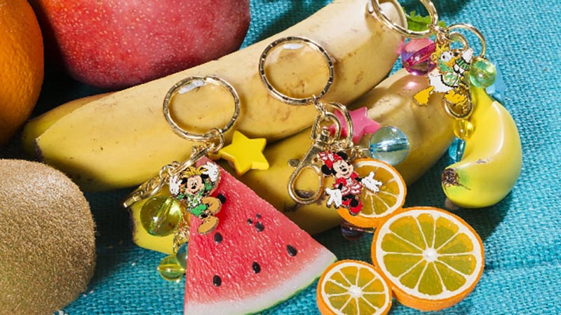 公式】ディズニーならではの“真夏のお祭り”のスペシャルグッズをご紹介