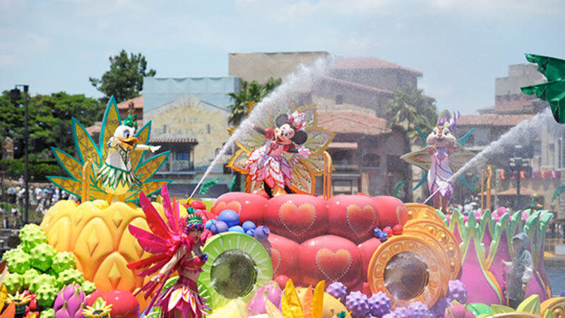 公式】トロピカルでカラフルな真夏のフェスティバル「ディズニー