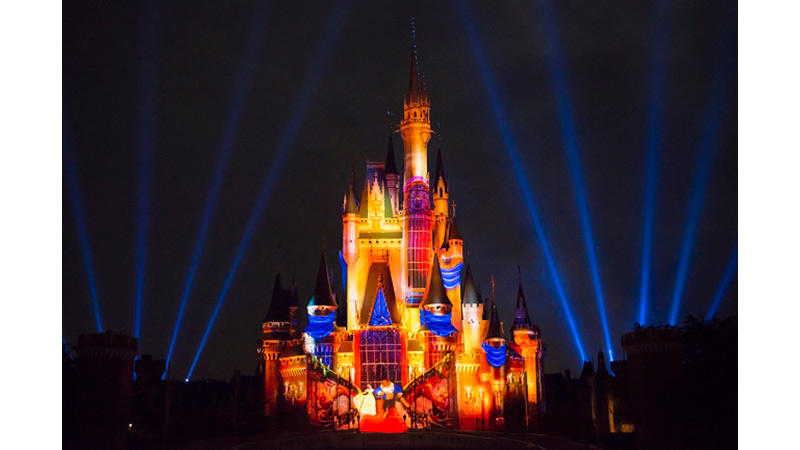 公式】東京ディズニーランドのナイトエンターテイメントをご自宅で ...