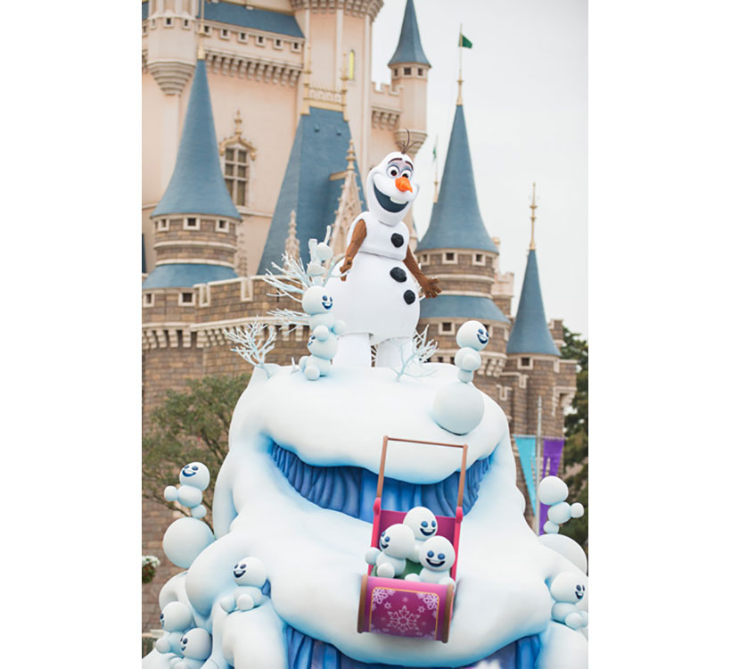 【公式】ディズニー映画『アナと雪の女王』の世界が目の前に☆「フローズンファンタジーパレード」の内容をご紹介！｜東京ディズニーリゾート・ブログ