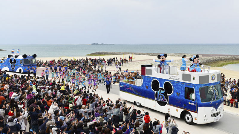 全国15都市を巡る「東京ディズニーシー15周年スペシャルパレード“ザ・イヤー・オブ・ウィッシュ”」が本日スタート！のイメージ