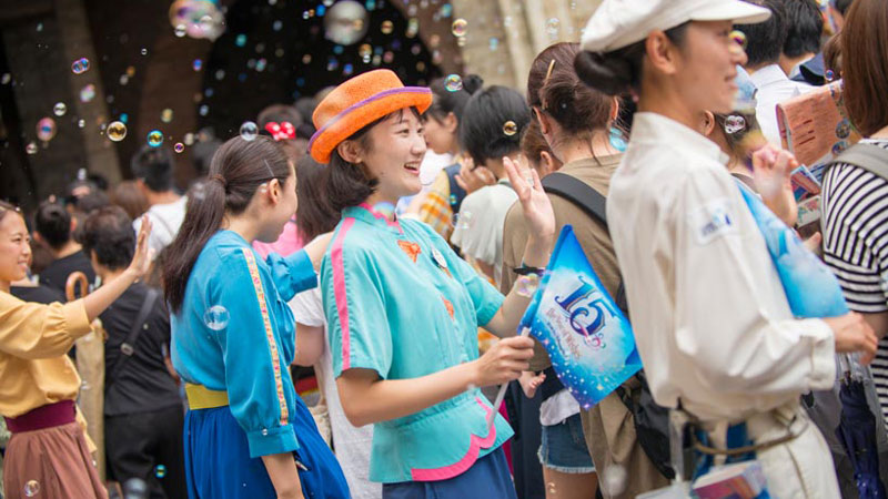 公式】本日9月4日（日）、東京ディズニーシーは開園15周年を迎えました