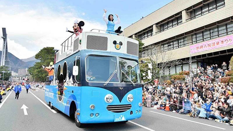 公式 ミッキーたちが今年も全国のお祭りに参加 あなたの街にも訪問するかも 東京ディズニーリゾート ブログ 東京ディズニーリゾート