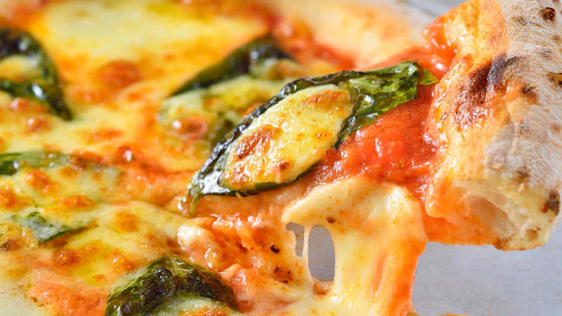 “ピザの日”にちなんで、いろんなピザをご紹介！のイメージ