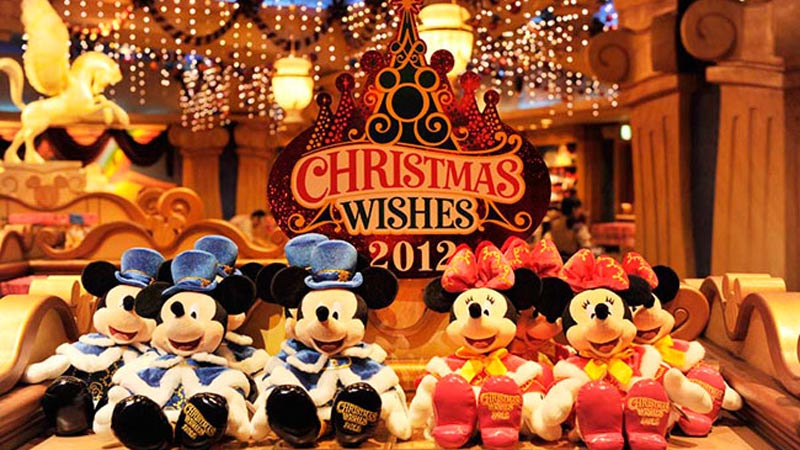 東京ディズニーシーのクリスマス新コスチュームをまとったグッズが登場！！のイメージ