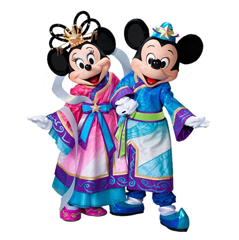 彦星と織姫に扮したミッキーマウスとミニーマウスの画像