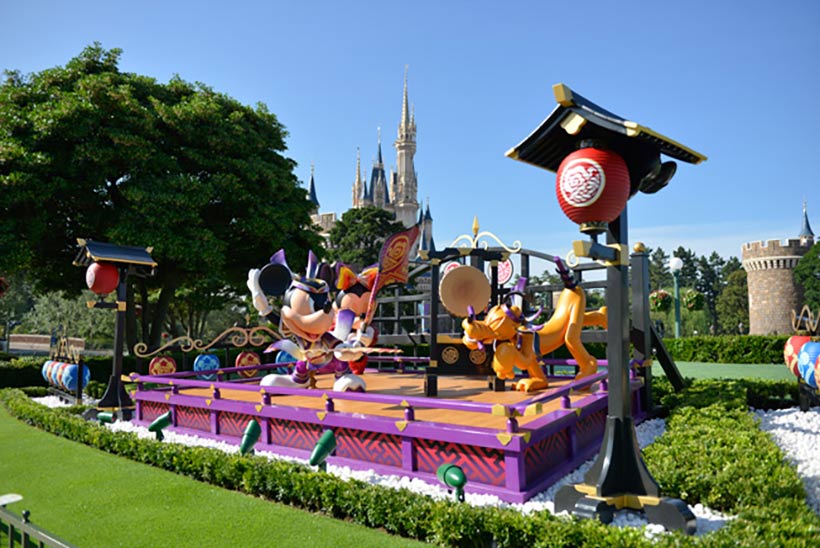 「ディズニー夏祭り」のデコレーションの画像