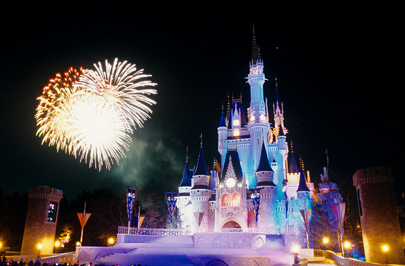 ディズニー 花火 夜景