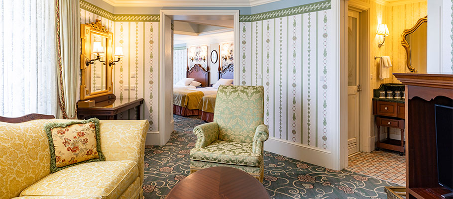 image of Junior Family Room (Park View)2