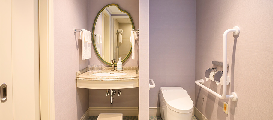 image of Deluxe Accessible Room (Park View)(From October 1, 2026)2