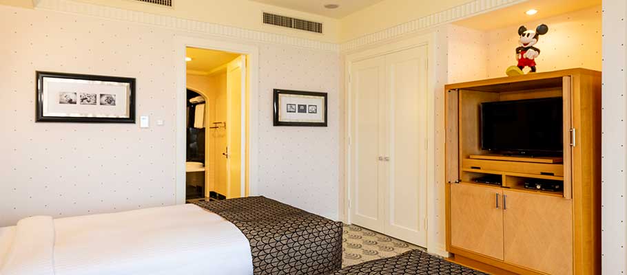 image of Mickey's Premiere Suite1