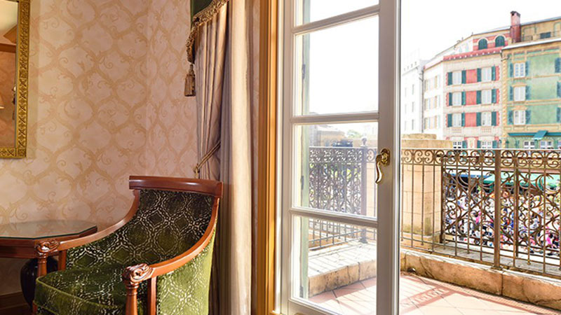 https://media1.tokyodisneyresort.jp/images/adventure/dh_room/803_roomfree__image_1_1_sch.jpg?mod=20250606105036的图像2