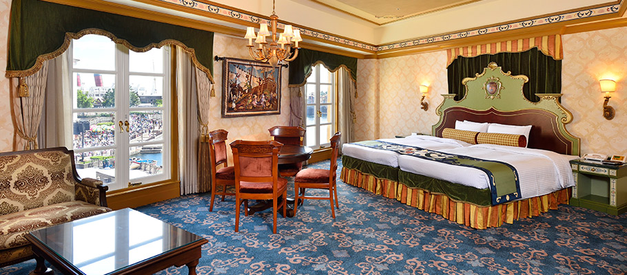 image of Harbor Room (Piazza View)1