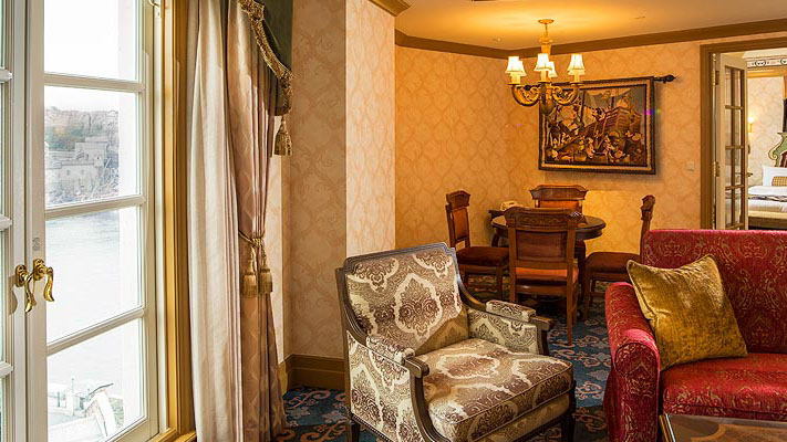 image of MiraCosta Suite