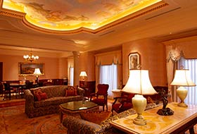 https://media1.tokyodisneyresort.jp/images/adventure/dh_room/821_roomfree__image_2_1_ko.jpg?mod=20241225101632 이미지2