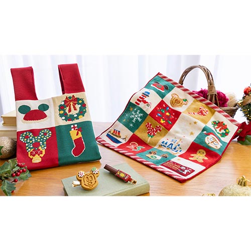 Disney - ディズニー　クリスマス　トートバッグ　【２セット】 公式】トートバッグ｜おすすめグッズ | 東京ディズニーリゾート