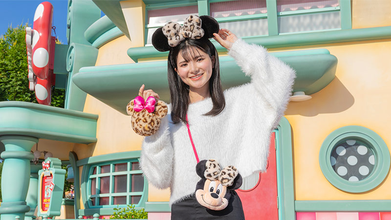 Disney - 東京ディズニーリゾート ヒョウ柄帽子　青　ブルー　ピンク Disney - 東京ディズニーリゾート ヒョウ柄帽子 青 ブルー