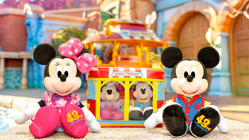 東京ディズニーランド開園43周年を記念したグッズのイメージ