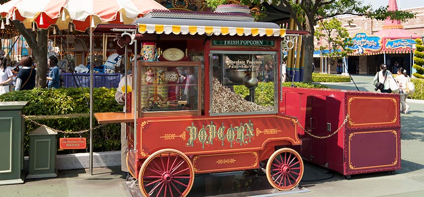 image of Next to Castle Carrousel (Popcorn wagon)1