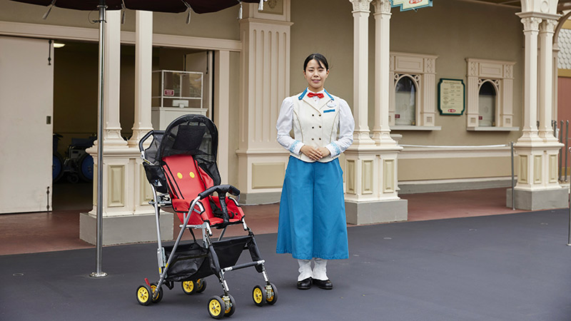 婴儿车＆轮椅出租的图像