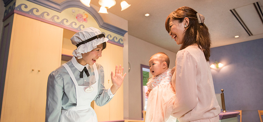 Official]Baby Center / Nursing Mother's Lounge｜Tokyo DisneySea