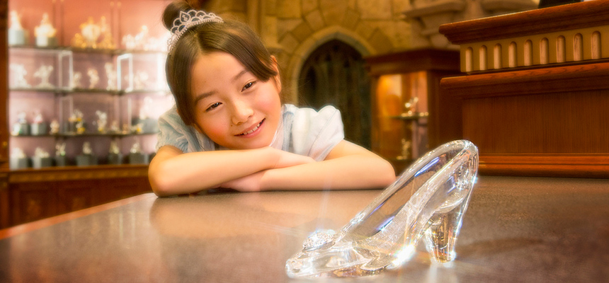 Little girl sale cinderella glass slippers