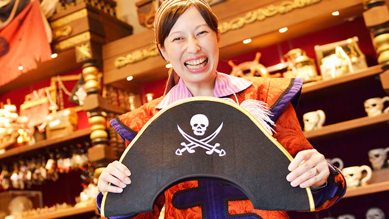 金色大帆船的图像