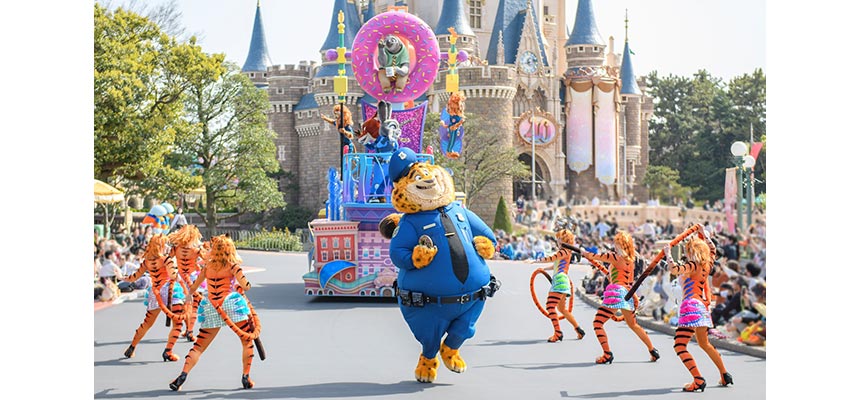 Vaiana sur la parade Disney Harmony in Color pour les 40 ans de Tokyo