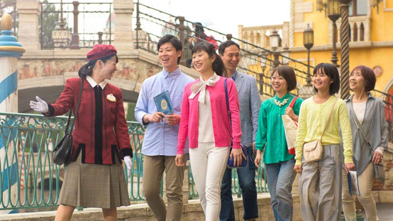 Official Guided Tours Of The Park Tokyo Disneysea