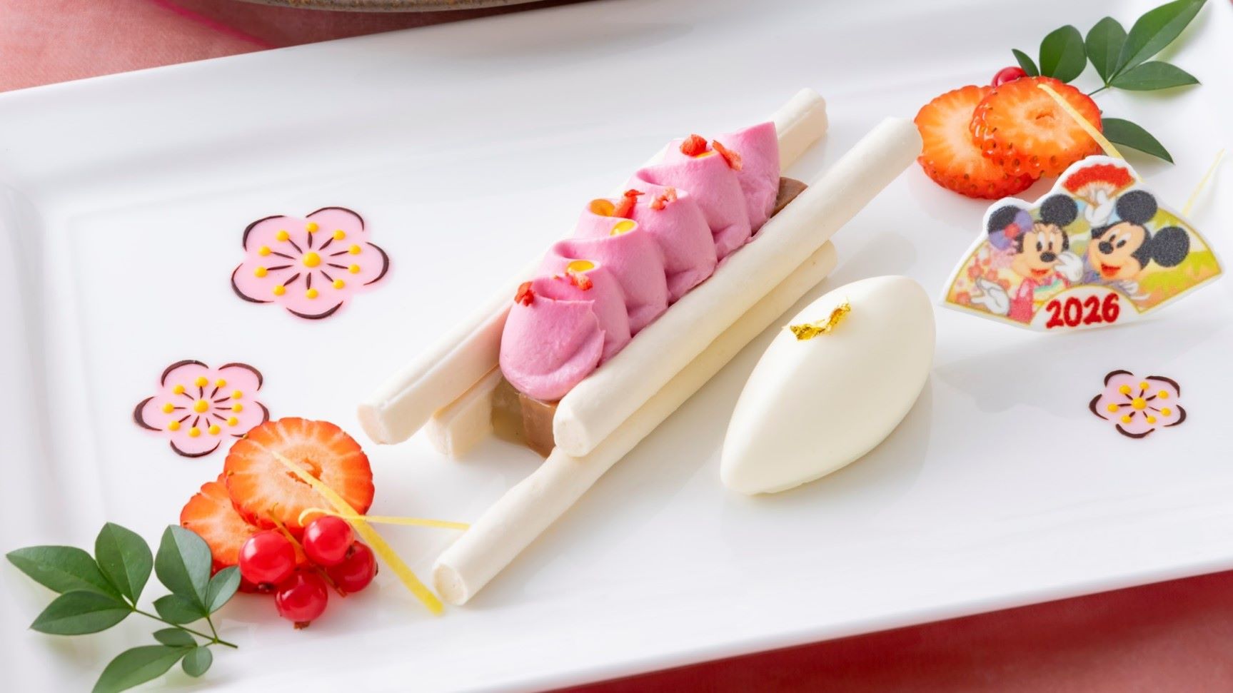 東京ディズニーランドホテル「イヤーエンド&ニューイヤー スペシャルメニュー」を公開しました。のイメージ