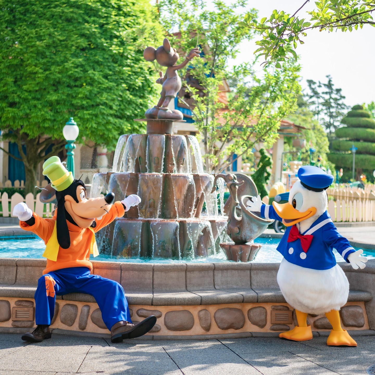 東京ディズニーランド Westan Fins グーフィー 全国組立設置無料 東京ディズニーランド Westan Fins グーフィー 全国組立設置無料