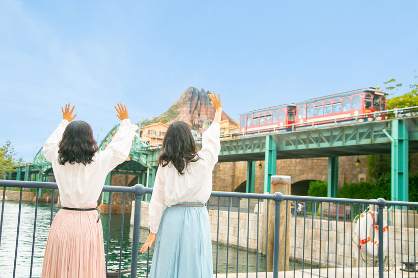東京ディズニーリゾートの公式宿泊プラン「東京ディズニーリゾート・バケーションパッケージ」に、大切な人と素敵な思い出を残せるフォト体験付きの人気プランがあるのをご存じですか?...のイメージ